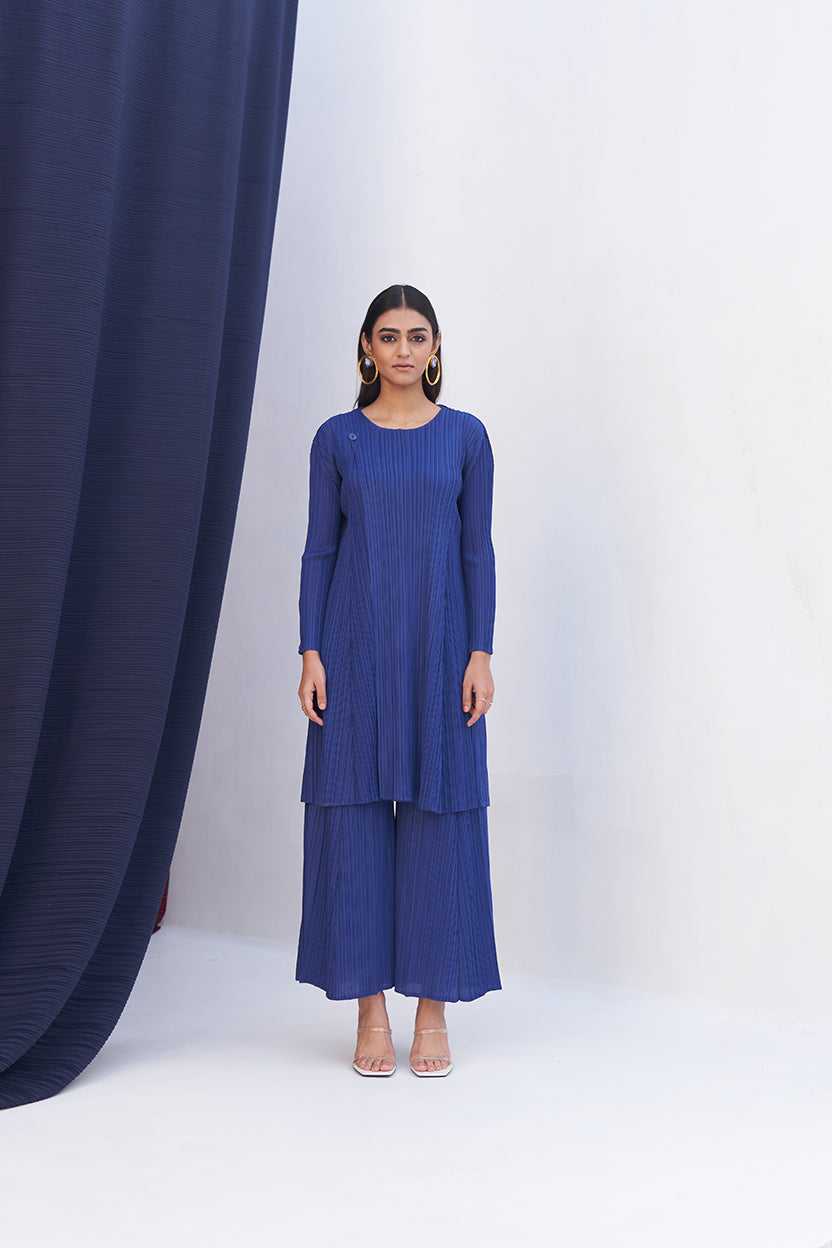 ELECTRIC BUE FLAP BUTTON KURTI SET