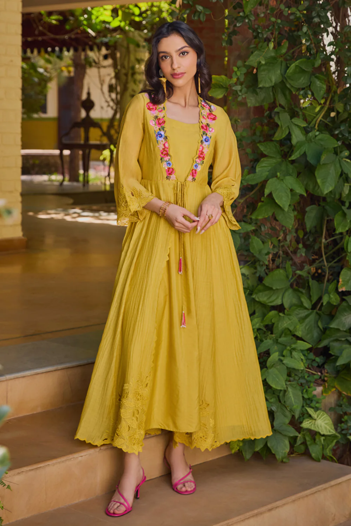 Gul Mustard Cape Set