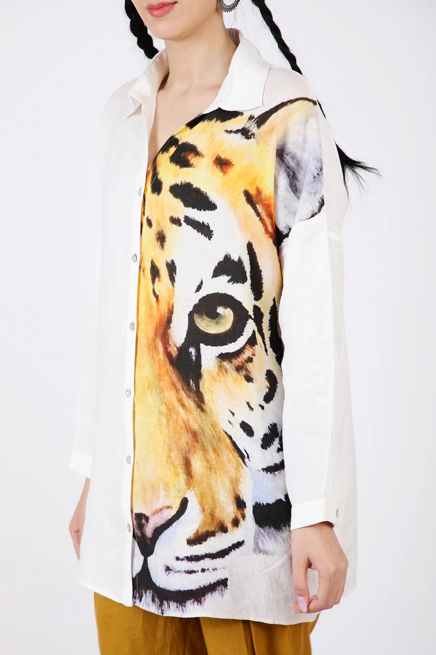 Ivory Tiger Print Lounge Shirt