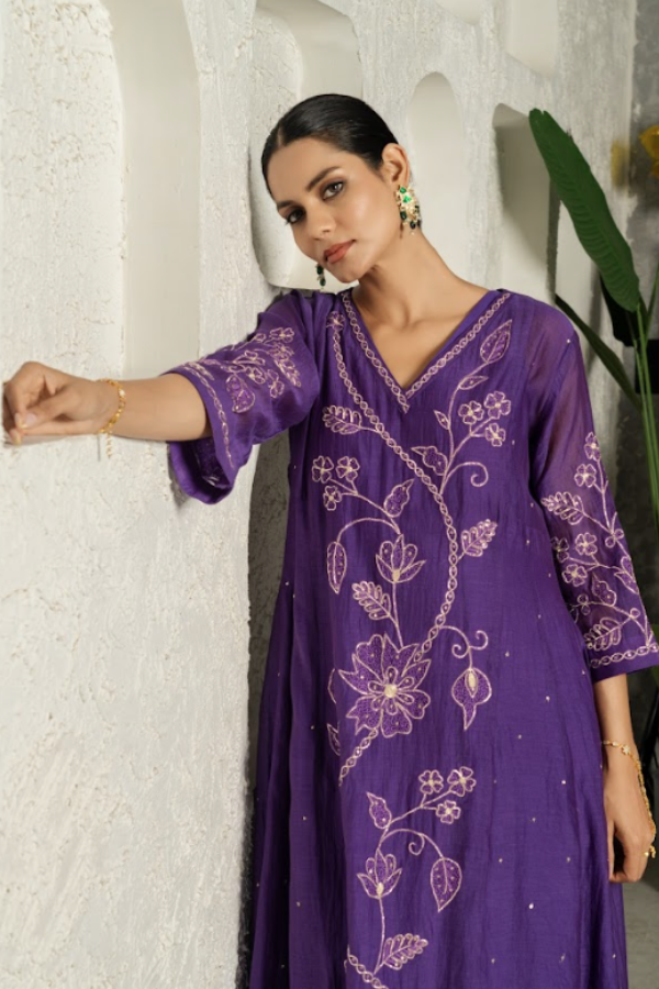 Purple Dabka Embriodery Floral Mulchanderi Kurta Set