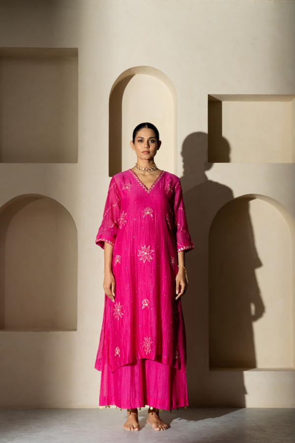 Fuscia Pink Dabka Embriodery Mulchanderi Kurta Set