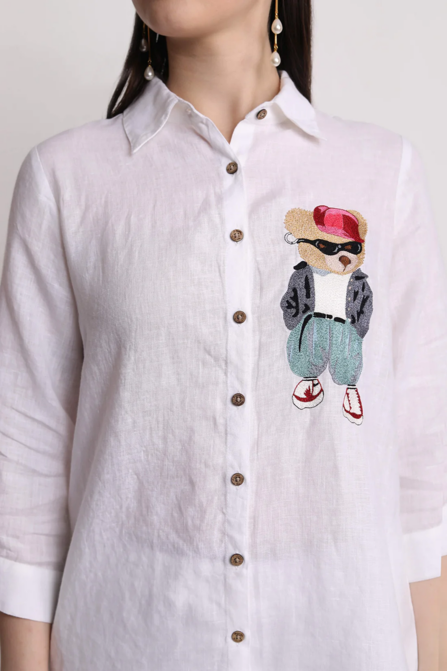 White Teddy Embroidery Shirt