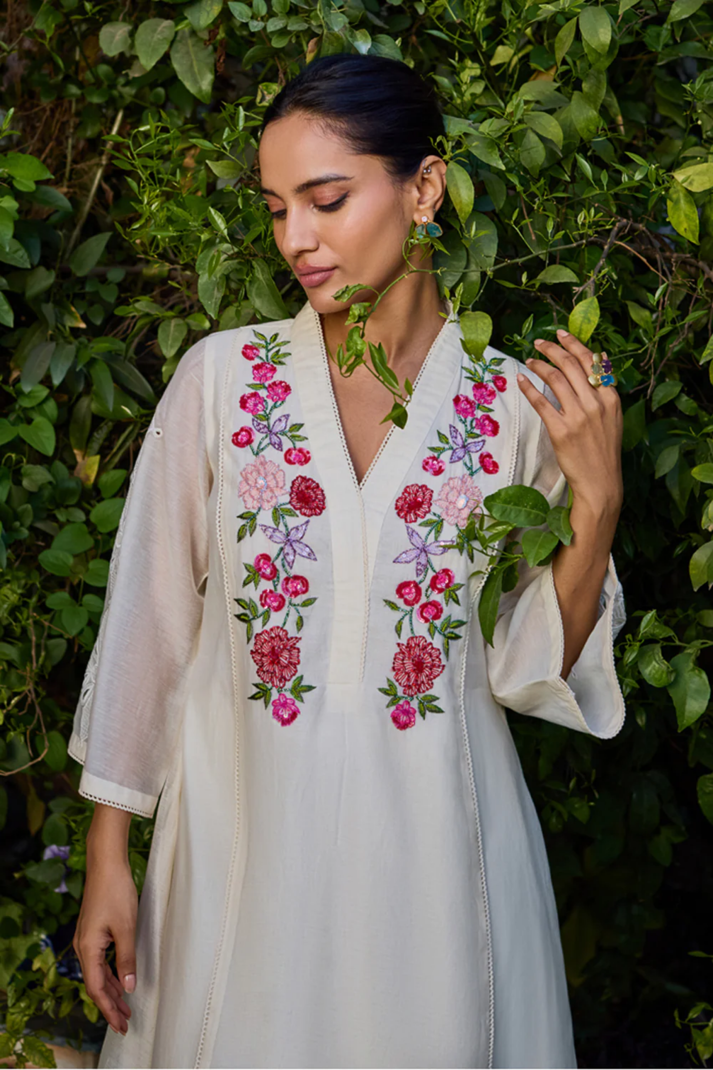 Arya Ivory Kurta Set (With Dupatta)