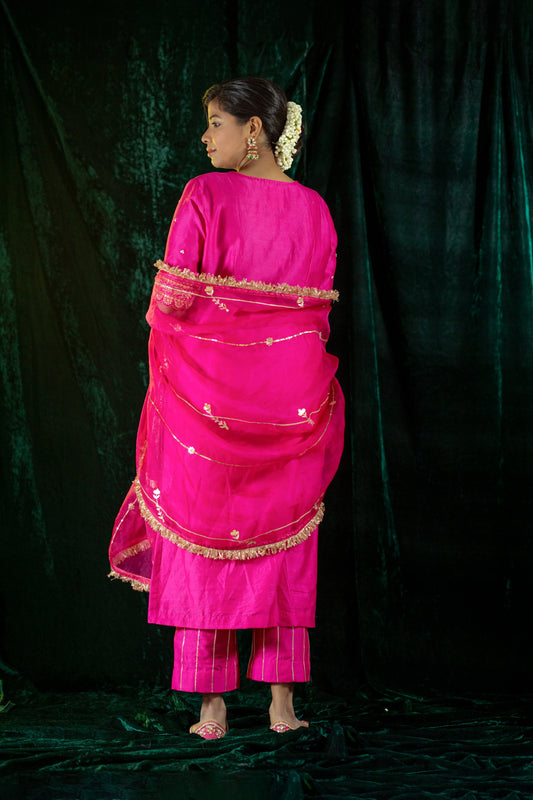 Fuschia Gota Patti Kurta Set