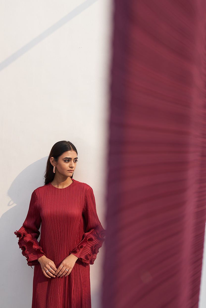 MAROON FRILL SLEEVES DRESS