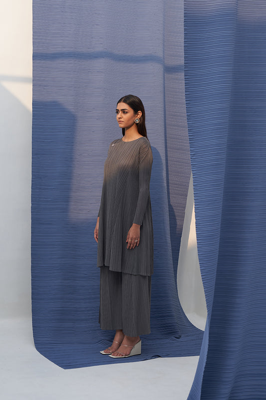 LIGHT GREY FLAP BUTTON KURTI SET